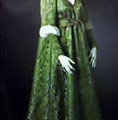 HISTORICAL COSTUMES FOR HALLOWEEN HISTORICAL COSTUMES FOR HALLOWEEN