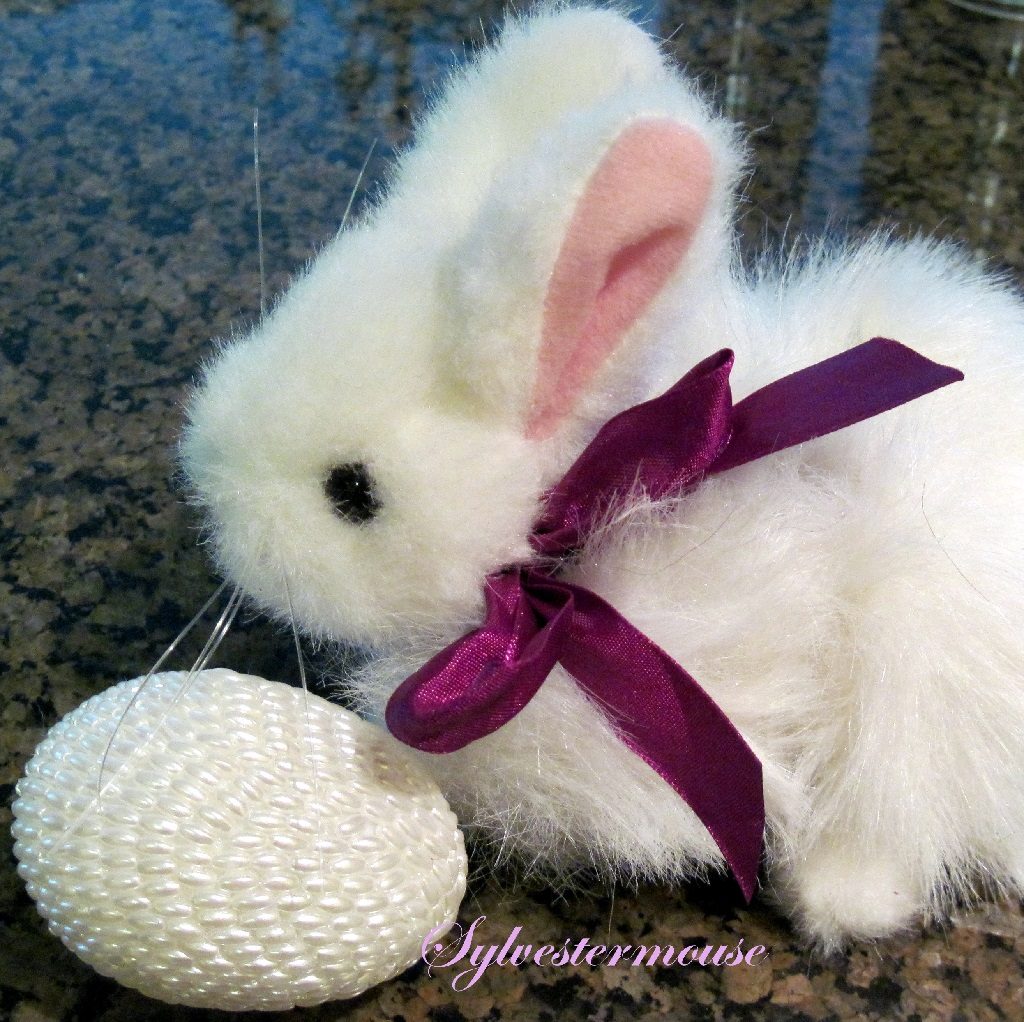 How to Make Beaded Easter Eggs Crafters Kingdom Crafting With