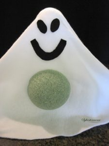 DIY Fleece Halloween Ghost