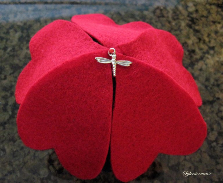 Make Felt Cupcake Pincushions